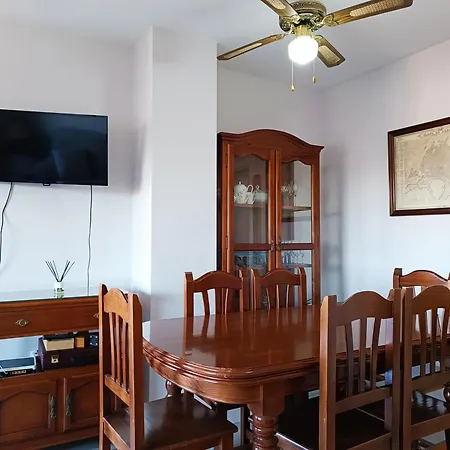Gua - 4 Dorm, 8 Pers, Piscinas, Jardines, Parking, Playa Apartment