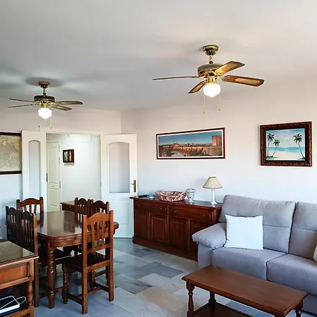 Gua - 4 Dorm, 8 Pers, Piscinas, Jardines, Parking, Playa