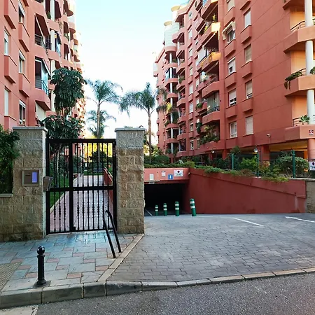 Apartment Gua - 4 Dorm, 8 Pers, Piscinas, Jardines, Parking, Playa *